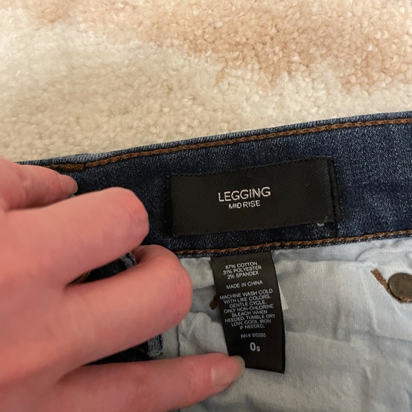 Express Medium Wash Skinny Jeans 0 Short - Picture 5 of 5